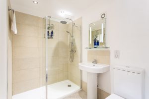 The Royal Oak Hotel Room